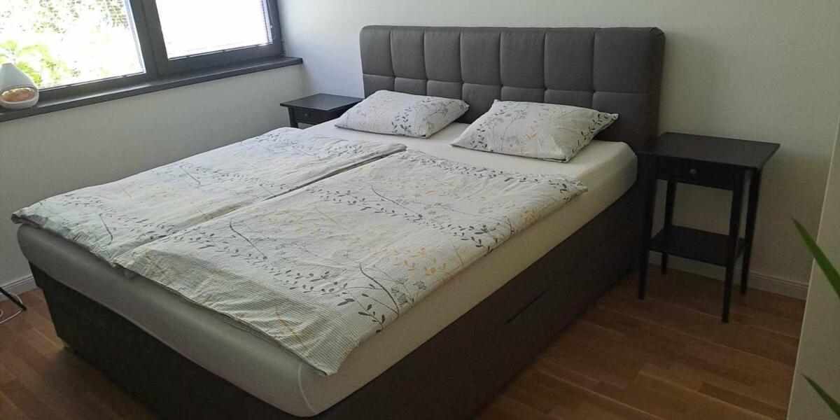 Apartmán Stunning Garden Flat On The Hills Next To Old Town *
